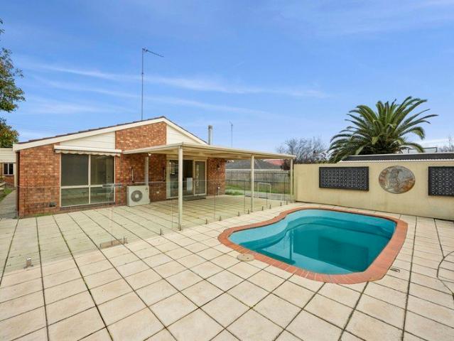 House for rent in Leopold, Victoria