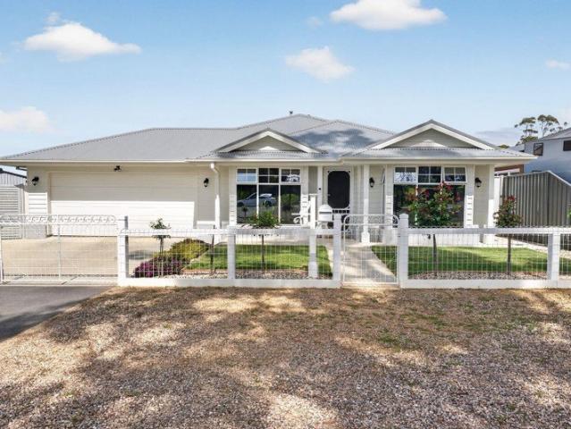 House for sale in Golden Square, Bendigo