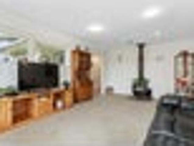 House for sale in Linden, Wellington