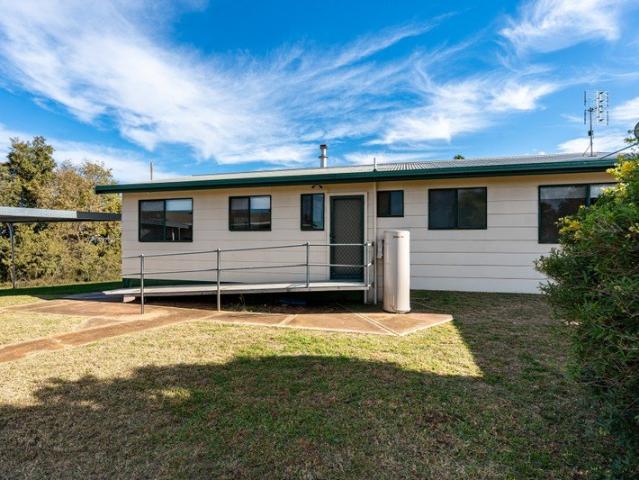 House for rent in Parkes, New South Wales