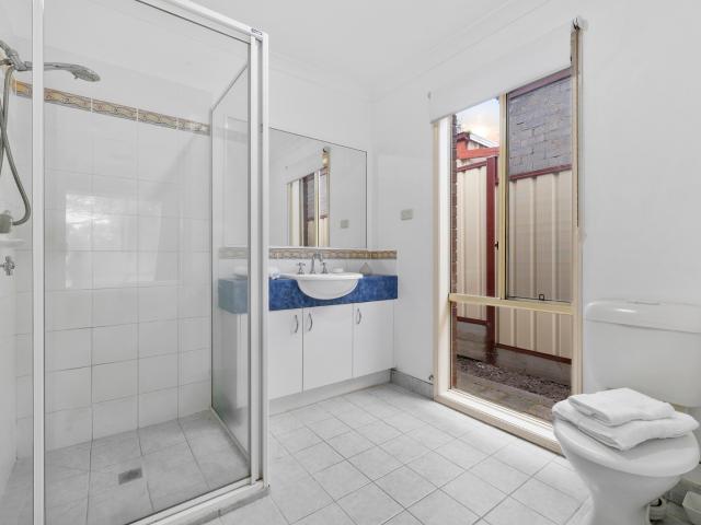 House for sale in Banchory Grove, Melbourne