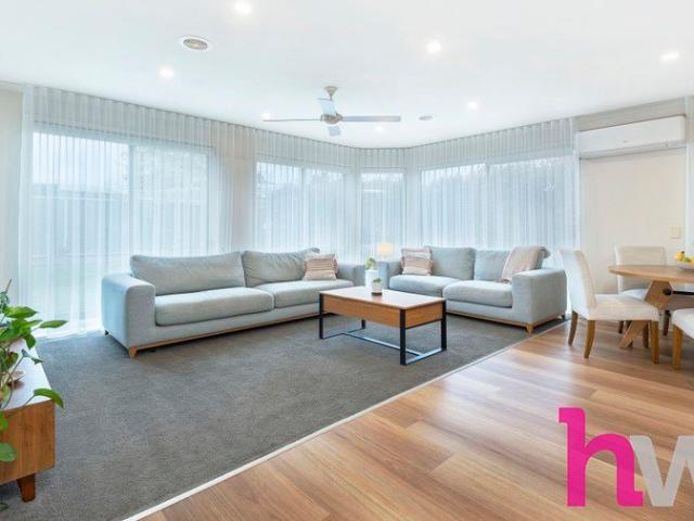 House for sale in Waurn Ponds, Geelong