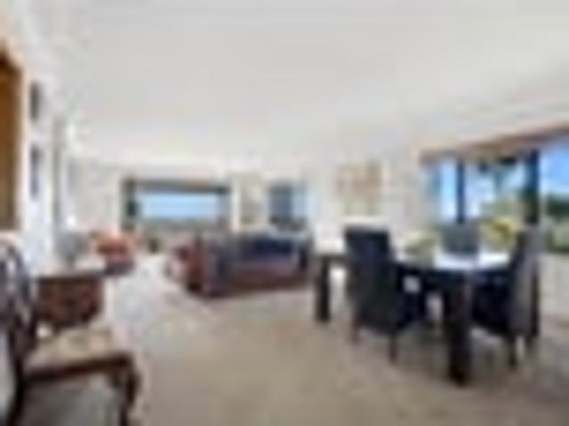 House for sale in Whangaparaoa