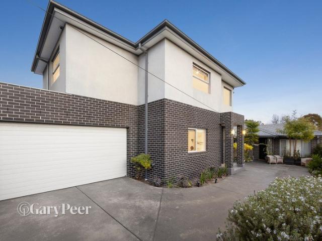 Townhouse for sale in Camerons Creek, Victoria