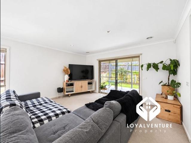 House for rent in Panorama Estate, Melbourne