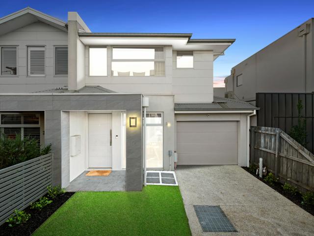 House for sale in Bentleigh