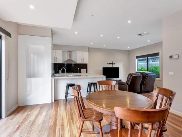 Townhouse for rent in Camerons Creek, Victoria