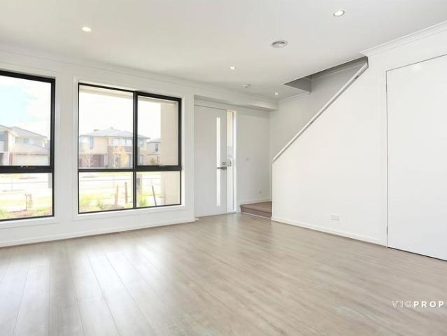 Townhouse for rent in Camerons Creek, Victoria