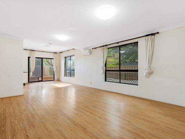 Townhouse for rent in Sutherland, New South Wales