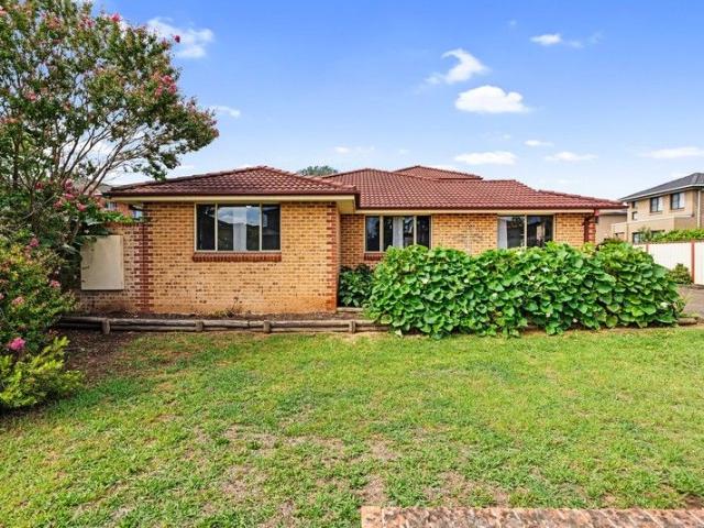 Townhouse for sale in Sydney, New South Wales