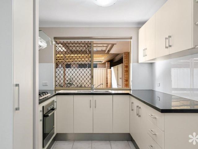 Villa for rent in Shelley, Western Australia