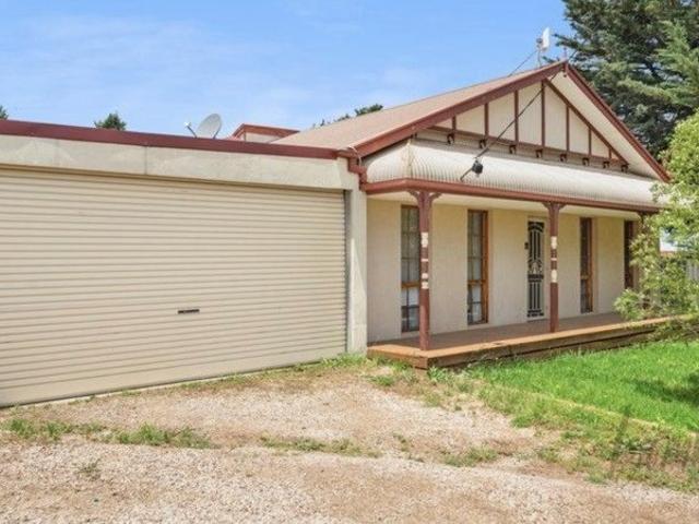 House for rent in Beveridge, Victoria