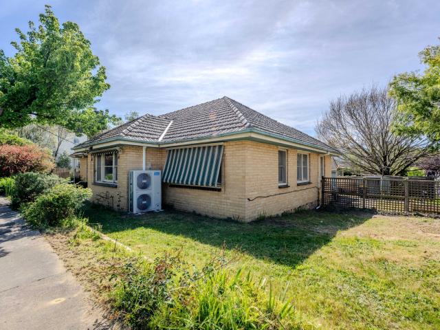 House for rent in Box Hill South, Melbourne