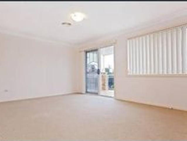 House for rent in West Hoxton, Sydney