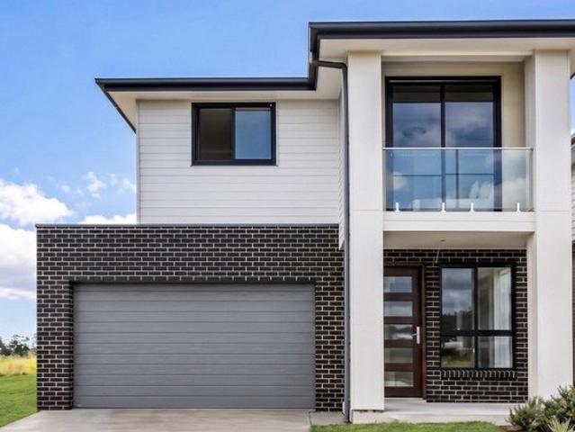 Cottage for sale in Rouse Hill, Sydney