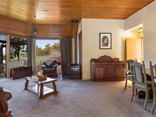 House for rent in Otakou