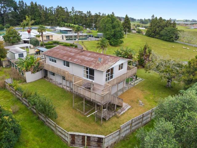 House for rent in Awhitu, Oroua County