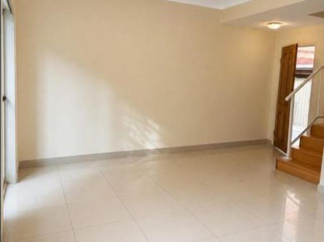 Townhouse for rent in Sydney, New South Wales