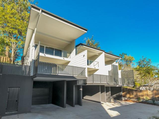 Townhouse for rent in Toowong, Greater Brisbane