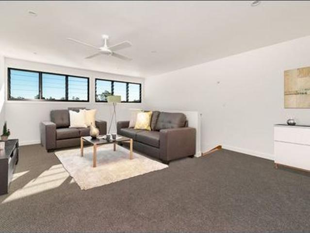 Townhouse for rent in Toowong, Greater Brisbane