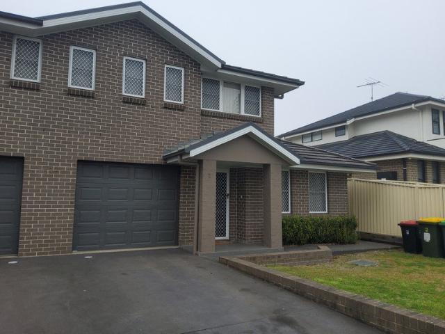 Townhouse for rent in South Windsor, Sydney