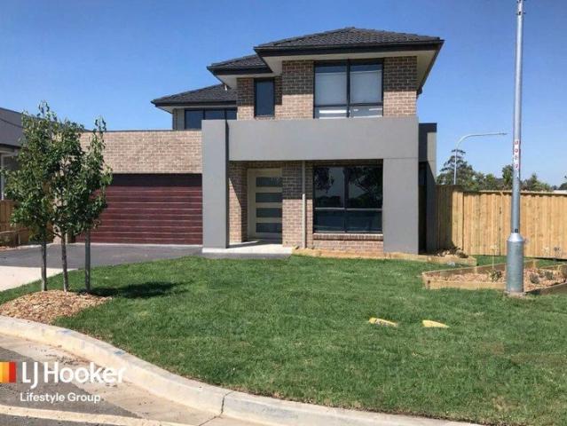House for rent in Claymore, Sydney