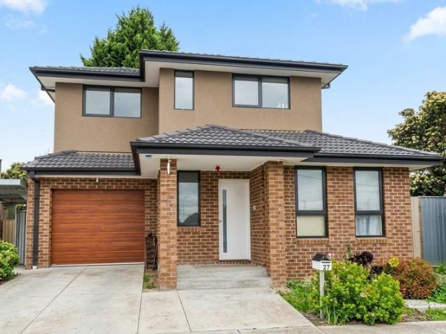 Townhouse for rent in Dandenong North, Melbourne