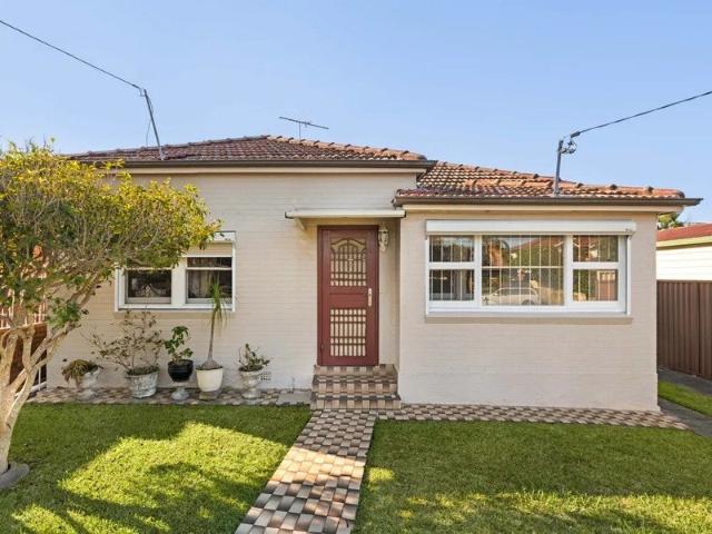 House for rent in Belfield, Sydney