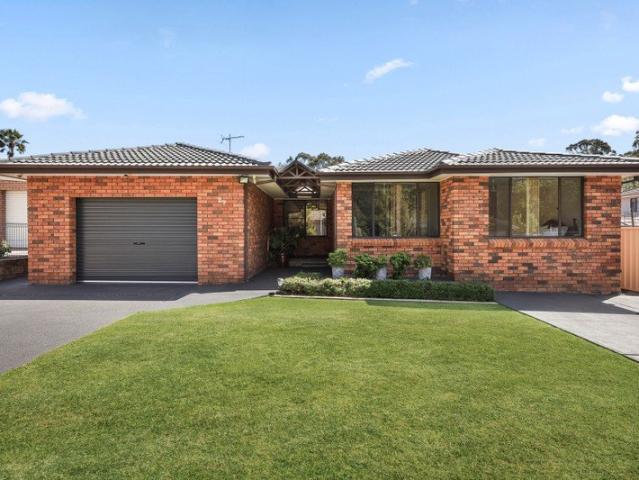 House for rent in St Helens Park, Sydney