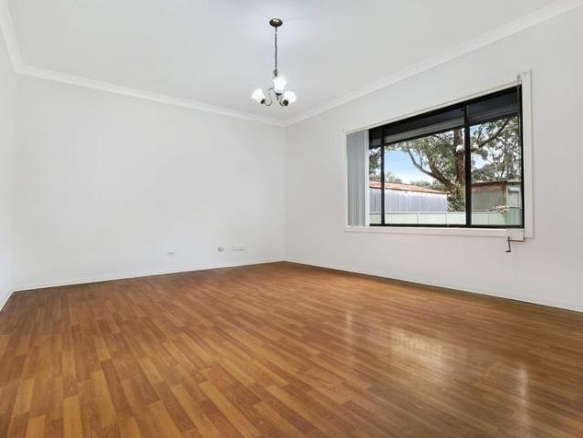 House for rent in Wollongong West, New South Wales