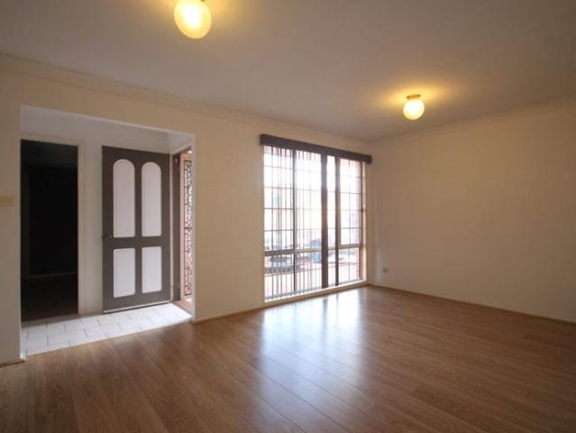 House for rent in Hinchinbrook, Sydney
