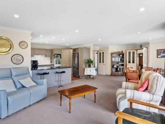 House for rent in Waikanae, Wellington