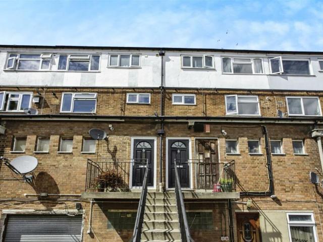 House for rent in Badgers Dene, Grays