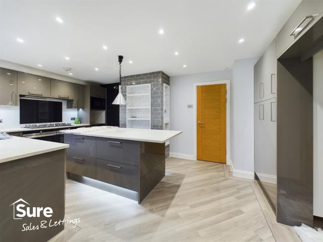 House for rent in Bourne End, Pouchen End