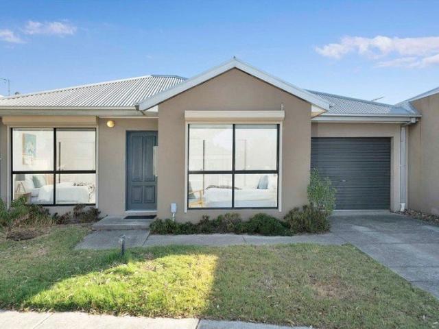 House for rent in Arndell Park, Melbourne