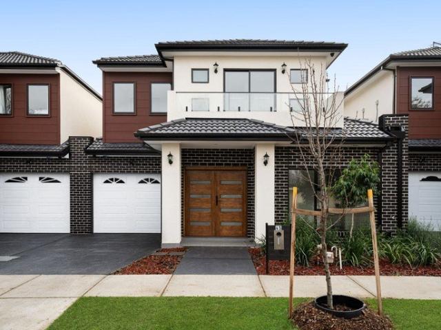 Townhouse for rent in Clayton North, Melbourne