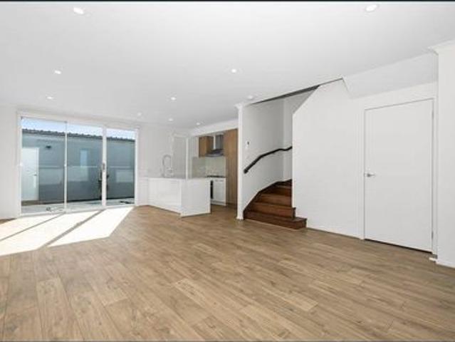 Townhouse for rent in Camerons Creek, Victoria