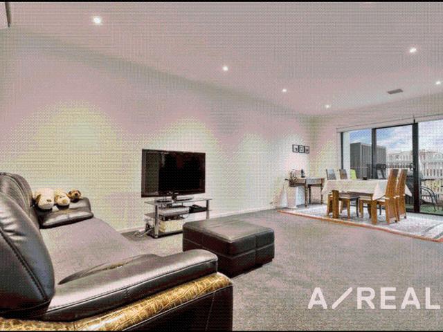 Townhouse for rent in Carre Residence, Melbourne