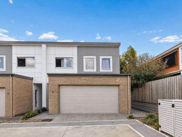 Townhouse for sale in Toombul, Queensland