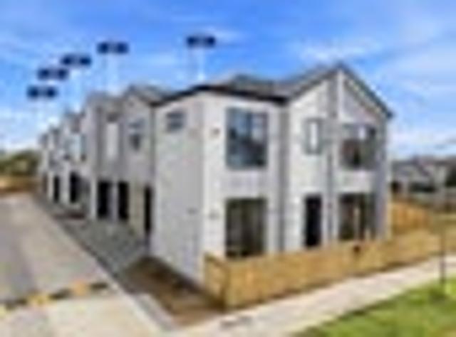 Townhouse for sale in Manurewa