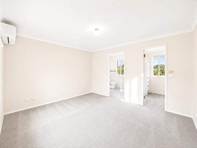 Townhouse for rent in Sydney, New South Wales