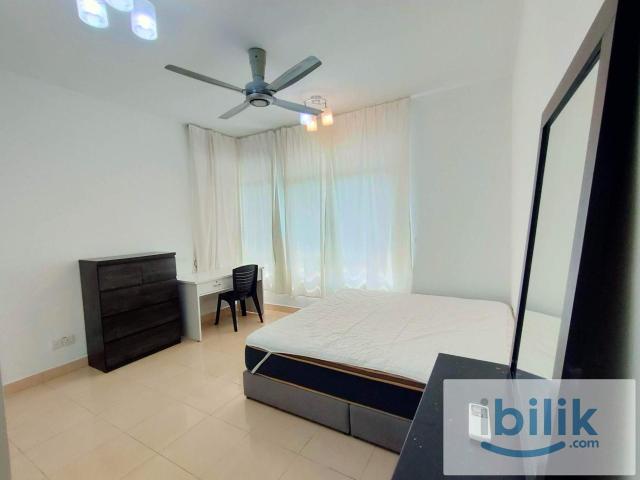Room for rent in Petaling, Alam Impian
