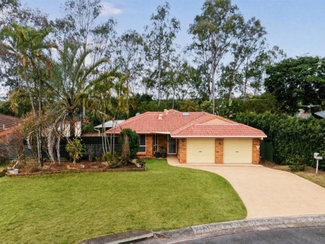 House for sale in Pine Village, Greater Brisbane
