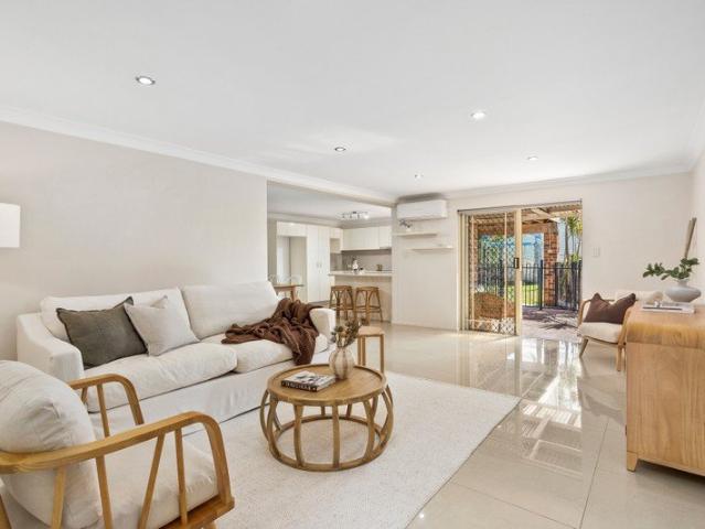 House for rent in Cordeaux Heights, Wollongong City Council