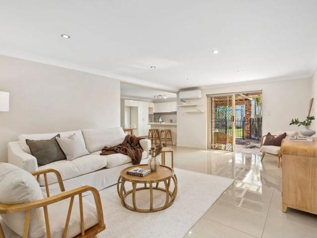 House for rent in Cordeaux Heights, Wollongong City Council