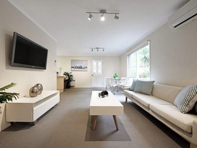 Apartment for rent in Parkdale, Melbourne