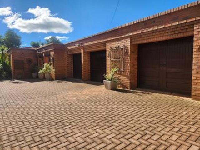 House for sale in Mohlakeng, Gauteng