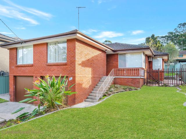 House for rent in Greystanes