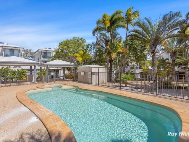 Townhouse for sale in Taranganba, Queensland