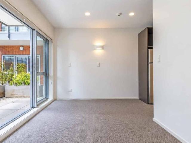 Apartment for rent in Saint Lukes, Albert-Eden